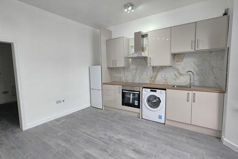 1 bedroom flat to rent, Eastcote Road, South Harrow HA2