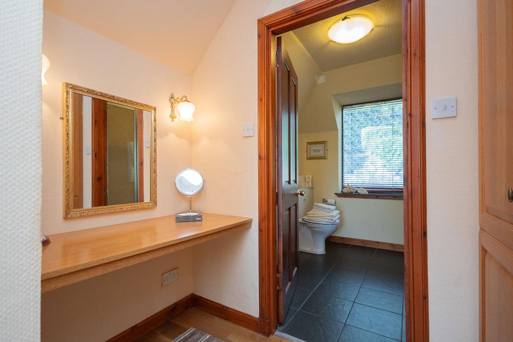 Ensuite