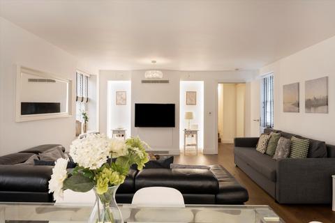 2 bedroom flat for sale, Exchange Court, London, WC2R