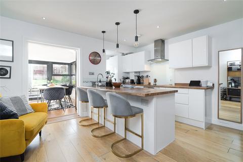 3 bedroom terraced house for sale, Chatham Road, London, SW11