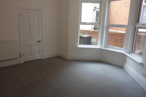 2 bedroom apartment to rent, Rodwell Avenue, Weymouth