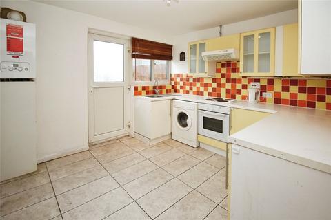 2 bedroom terraced house to rent, Pamplins, Basildon, SS15