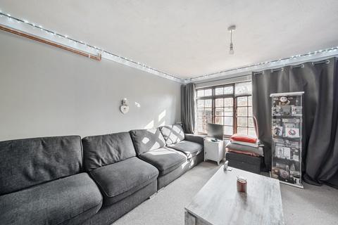 2 bedroom terraced house for sale, George Square, London SW19