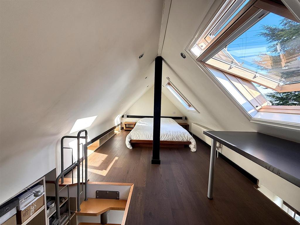 Hobby/play room