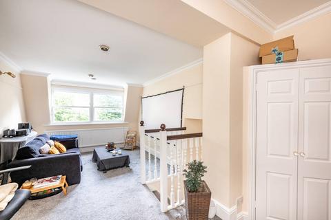 2 bedroom flat to rent, Oakley Street, Chelsea, London, SW3