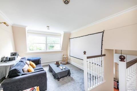 2 bedroom flat to rent, Oakley Street, Chelsea, London, SW3