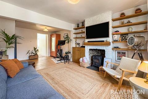13 Spring Gardens, West Molesey, KT8 2JA