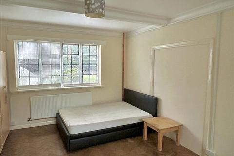 1 bedroom in a house share to rent, Bromley Common, Bromley, BR2