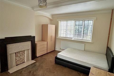 1 bedroom in a house share to rent, Bromley Common, Bromley, BR2