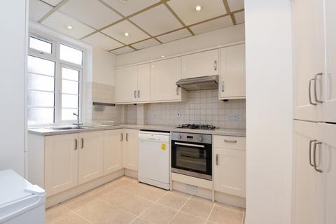 4 bedroom flat to rent, Prince Albert Road St John's Wood NW8