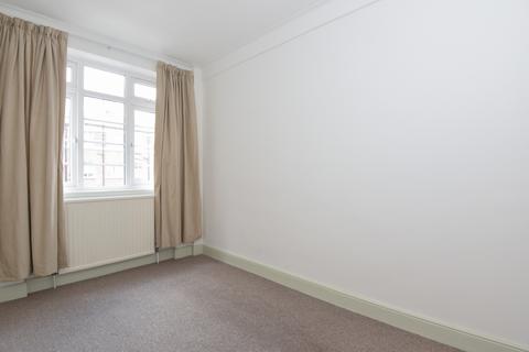 4 bedroom flat to rent, Prince Albert Road St John's Wood NW8