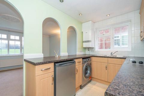 1 bedroom flat for sale, Harding Close, Watford, WD25