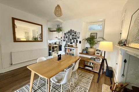 73 Colby Road, Burry Port, SA16 0RL