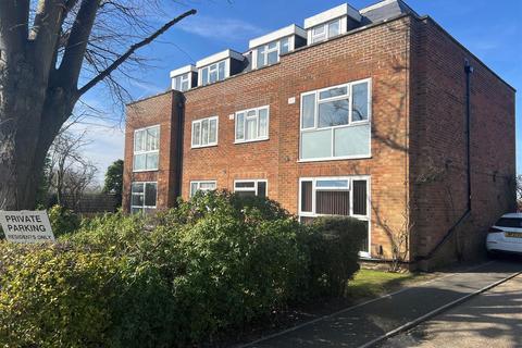 2 bedroom flat for sale, Glebe Avenue, Ruislip