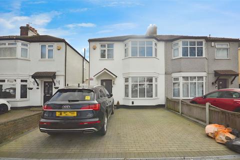 3 bedroom semi-detached house to rent, Suttons Avenue, Hornchurch, Essex, RM12