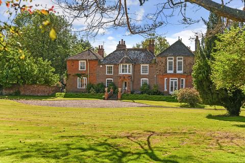 6 bedroom detached house for sale, Main Road, Sellindge, Ashford, Kent, TN25