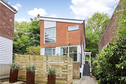 4 bedroom detached house to rent, Great Brownings, Dulwich, London, SE21