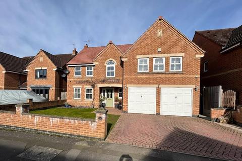 5 bedroom detached house for sale, Dawson Road, Market Weighton