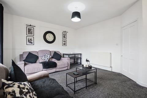 2 bedroom flat for sale, Blairdardie Road, Knightswood, Glasgow, G13 2AE