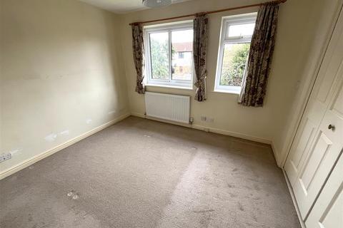 18 Anglesey Mead, Chippenham, SN15 3UB
