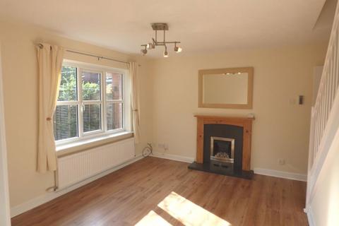 2 bedroom semi-detached house to rent, Home Farm Avenue, Macclesfield