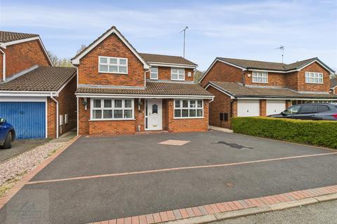 4 bedroom detached house for sale, Charlcote Crescent, Crewe