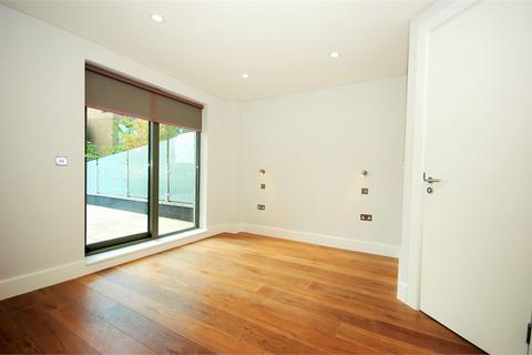 3 bedroom apartment to rent, Waterside Apartments, 537 Harrow Road, North Kensington, W10