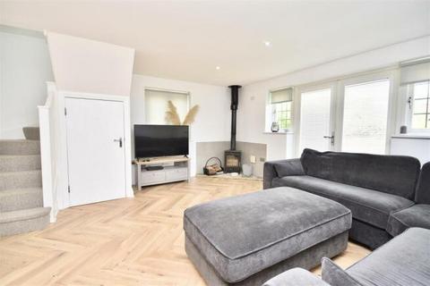 2 bedroom semi-detached house for sale, 4 The Croft Liscombe Park, Leighton Buzzard LU7