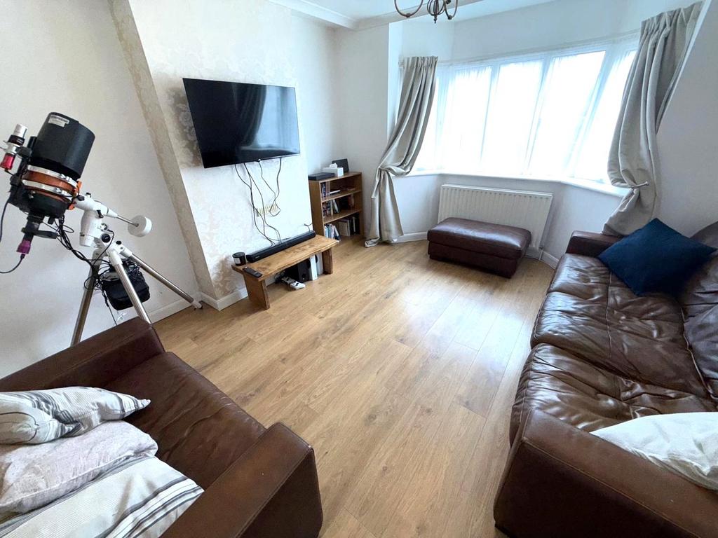 Through Lounge