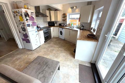 3 bedroom semi-detached house for sale, Northdown Road, Welling, Kent, DA16