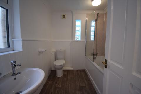 3 bedroom terraced house to rent, Colchester CO2