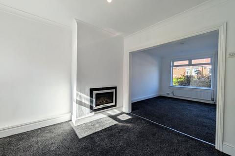 2 bedroom terraced house to rent, Beech Avenue, Murton, SR7