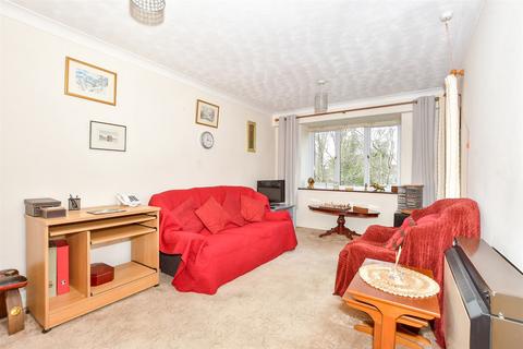 1 bedroom flat for sale, East Street, Havant, Hampshire