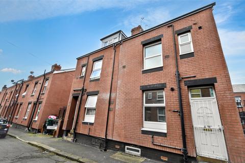 2 bedroom end of terrace house for sale, Recreation Mount, Leeds, West Yorkshire