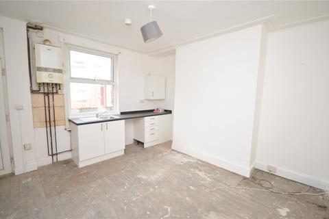 2 bedroom end of terrace house for sale, Recreation Mount, Leeds, West Yorkshire