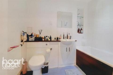 1 bedroom flat for sale, London Road, Croydon