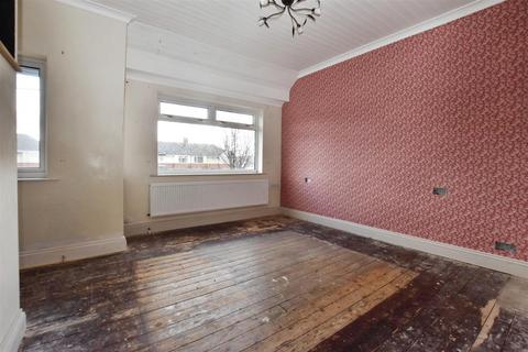 2 bedroom terraced house for sale, Wold Road, Hull