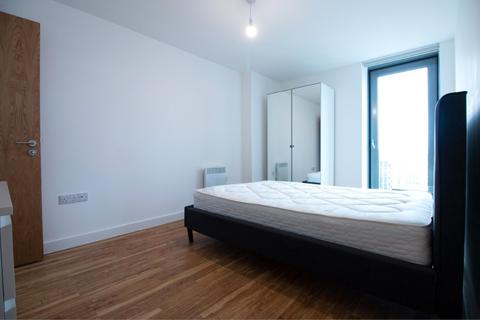 2 bedroom flat to rent, Media City, Michigan Point Tower B, 11 Michigan Avenue, Salford, M50