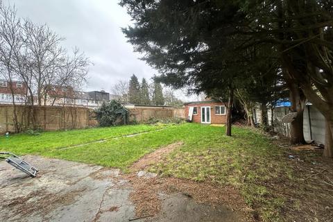 3 bedroom bungalow for sale, Welbeck Road, Harrow HA2