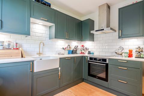 2 bedroom maisonette for sale, Fulthorp Road, London