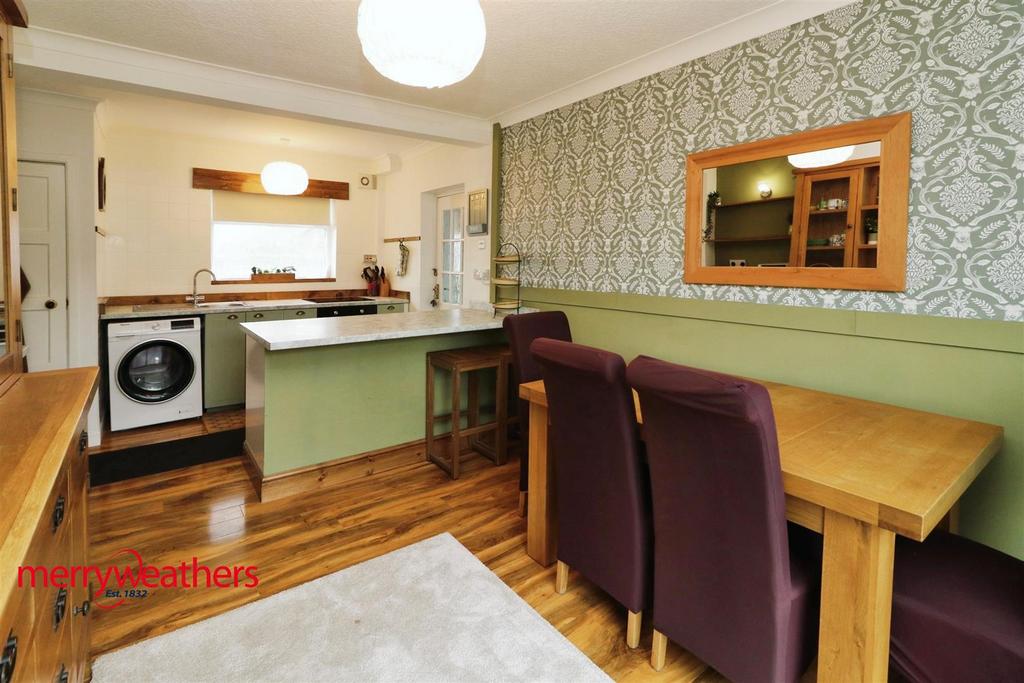 Diniing kitchen