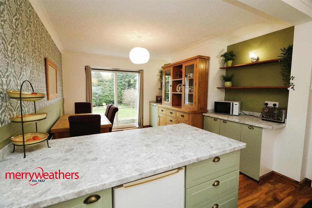 Diniing kitchen