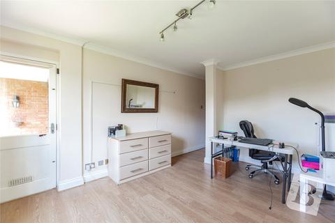 11 Ridgemont Place, Hornchurch, RM11 3LQ