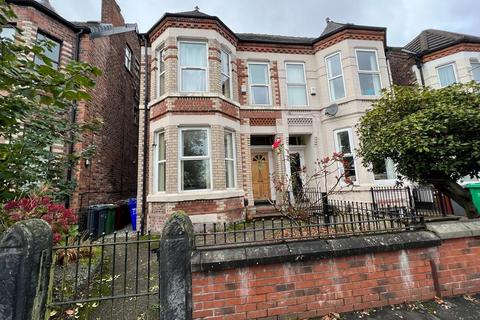 1 bedroom end of terrace house to rent, Albany Road, Chorlton-cum-hardy, Manchester