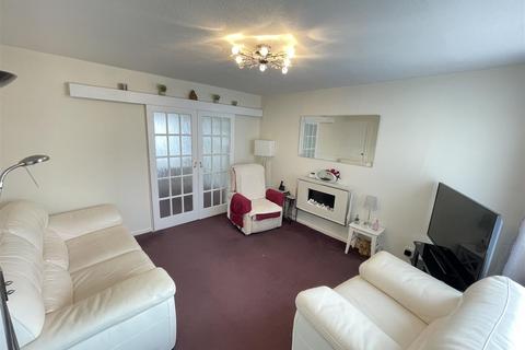 4 Denning Drive, Wirral, CH61 4YH