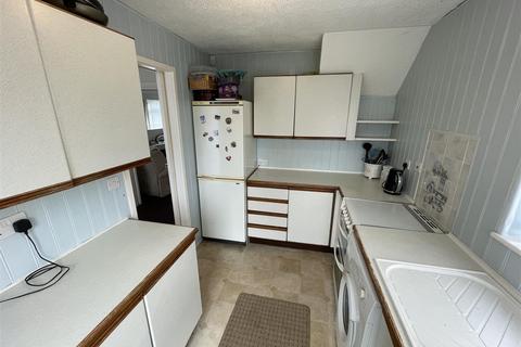 4 Denning Drive, Wirral, CH61 4YH