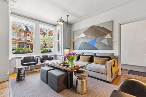 4 bedroom terraced house for sale, St. Georges Road, London