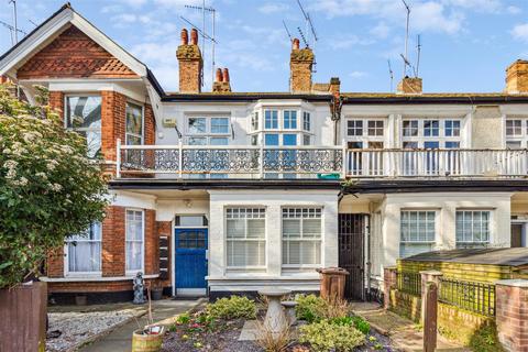 15a Thorney Hedge Road, London, W4 5SB