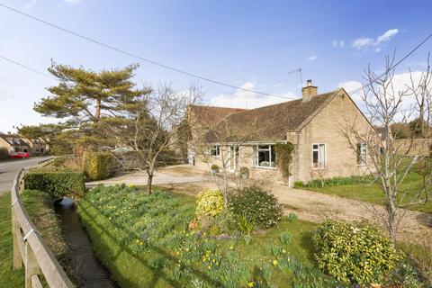 3 bedroom detached bungalow for sale, Long Compton,  Warwickshire,  CV36