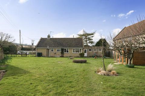 3 bedroom detached bungalow for sale, Long Compton,  Warwickshire,  CV36